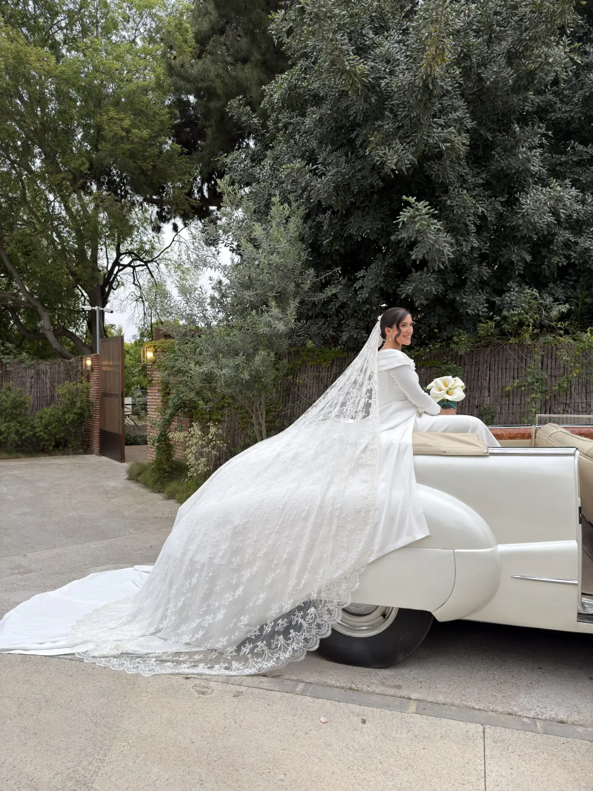 Novia lista para salir hacia la ceremonia